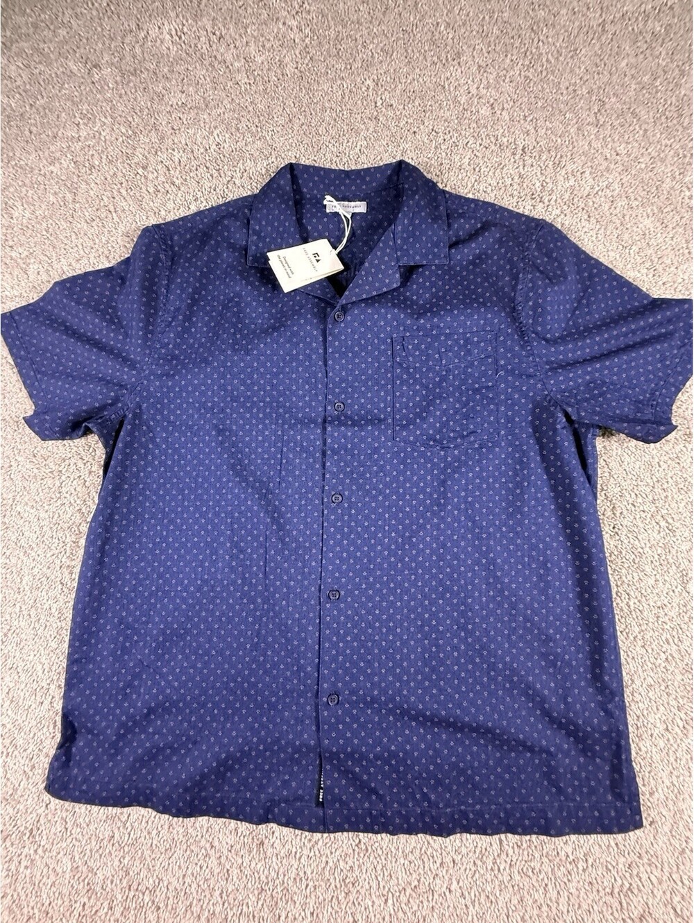 NWT Free Assembly Men’s Button Up Shirt Size XL Navy Blue Short Sleeve